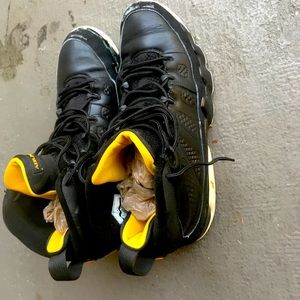 Air Jordan retro 9 citrus colorway